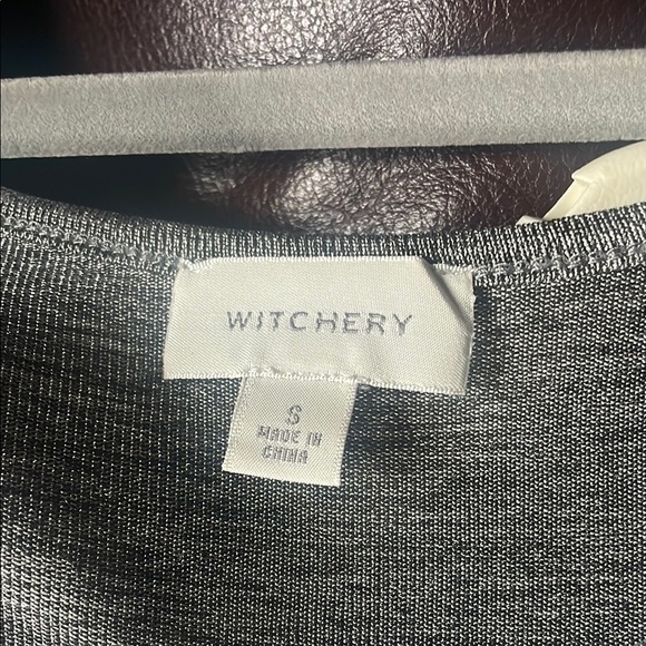 Witchery Silver Top - Picture 5 of 6